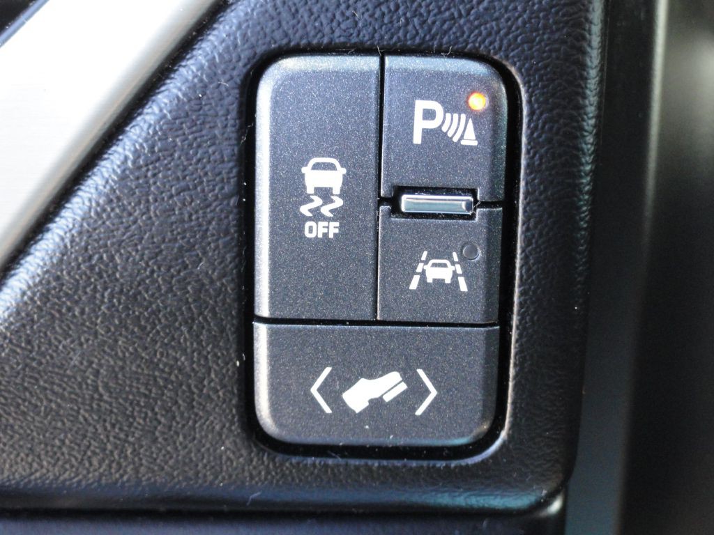 2018 GMC Yukon Image 18