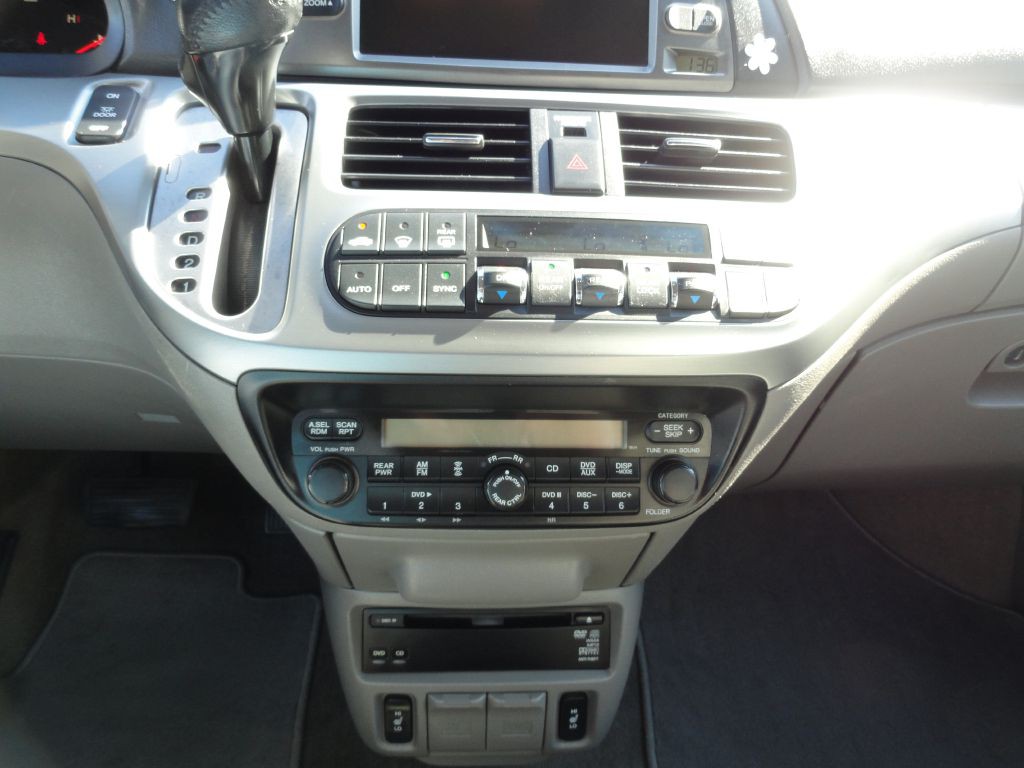 2008 Honda Odyssey Image 25