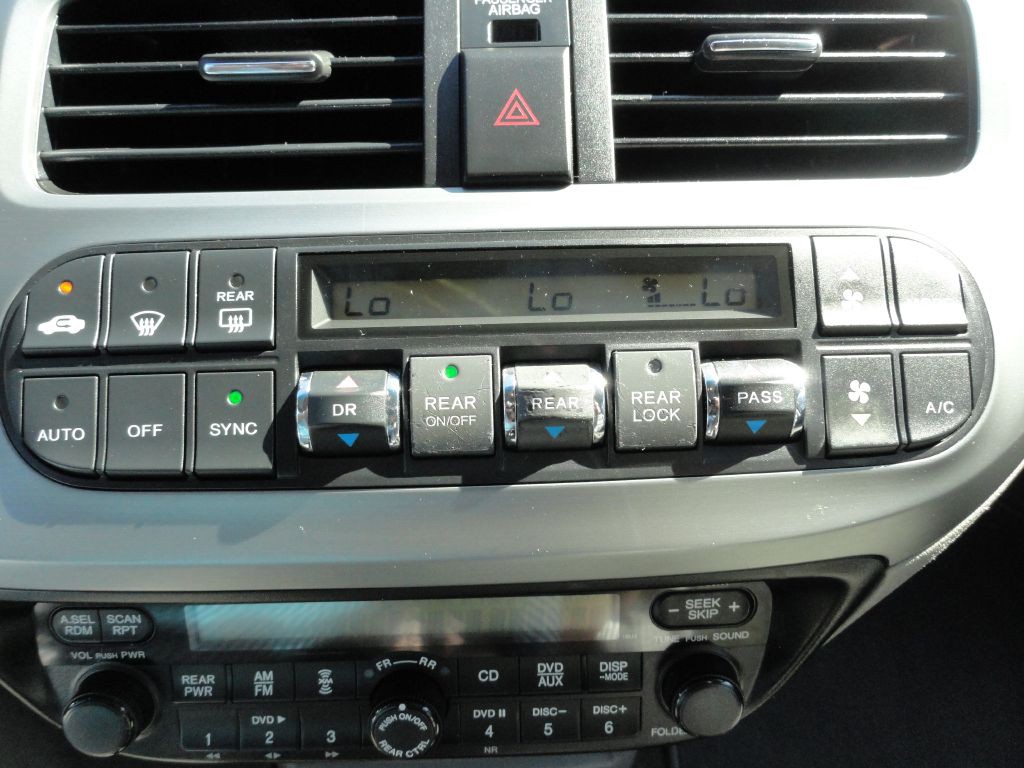 2008 Honda Odyssey Image 26