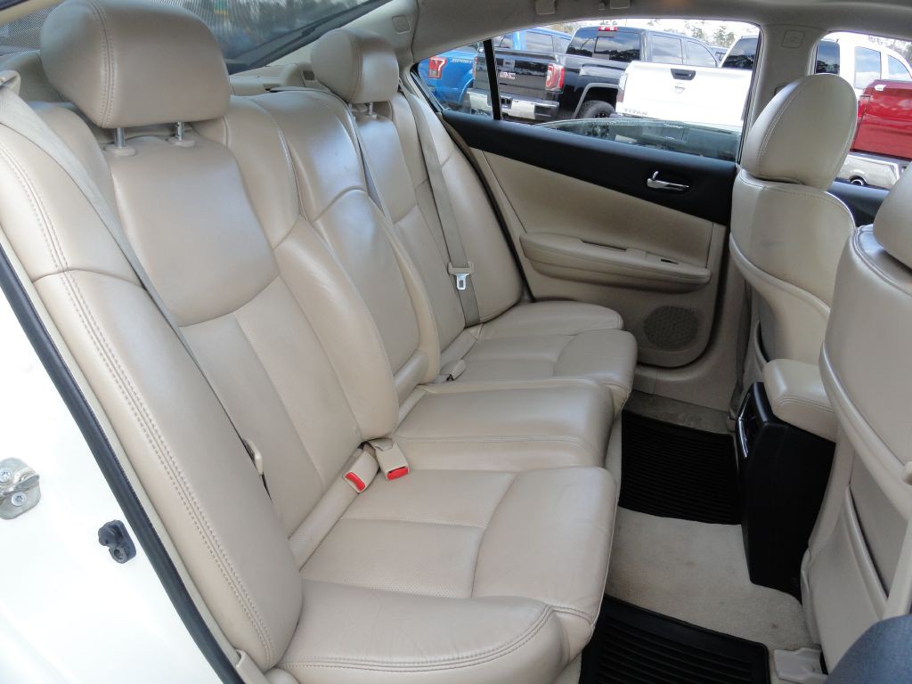 2014 Nissan Maxima Image 7