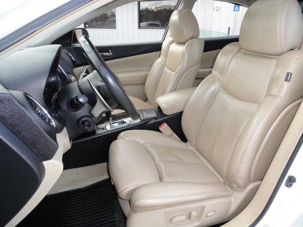 2014 Nissan Maxima Image 11