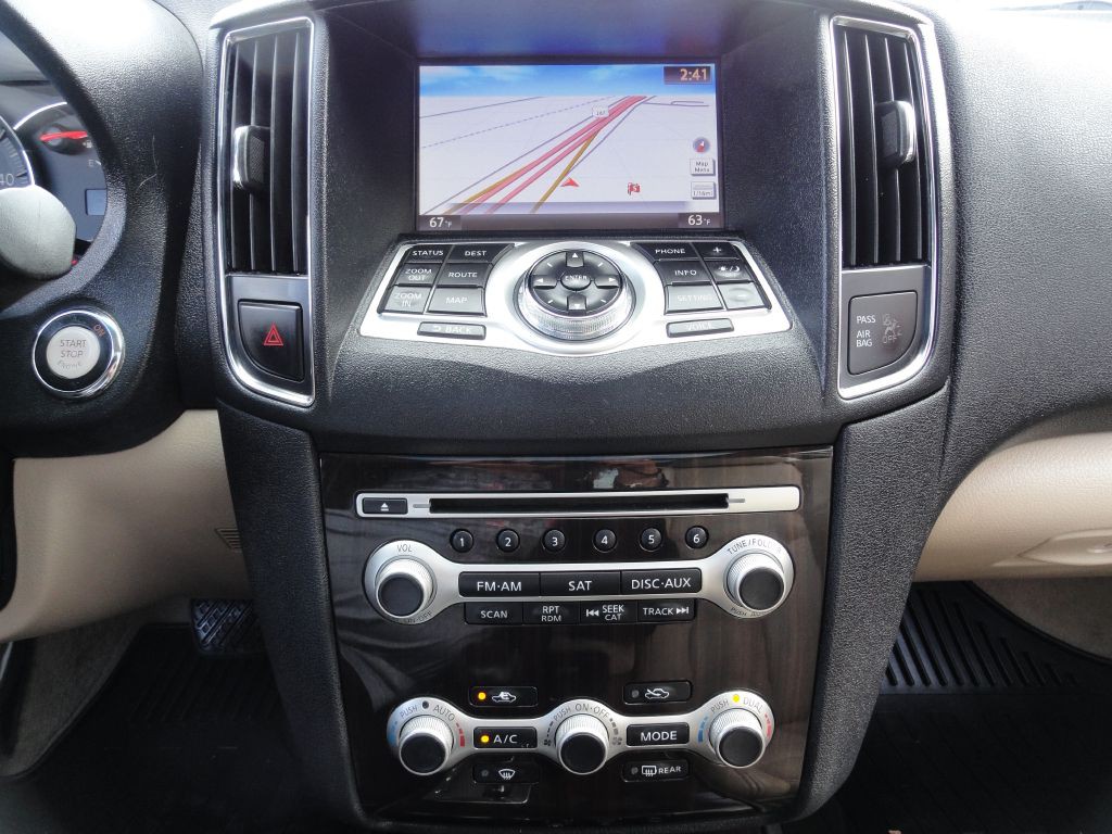2014 Nissan Maxima Image 14