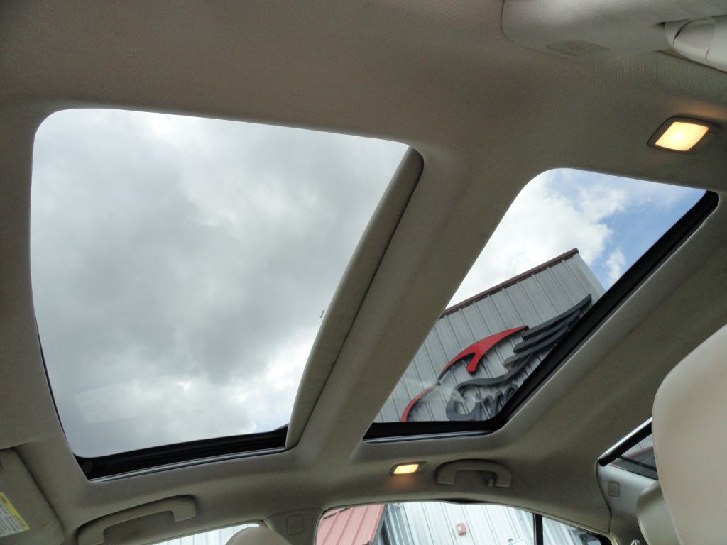 2014 Nissan Maxima Image 17