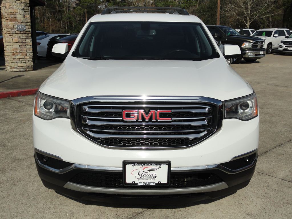2019 GMC Acadia Image 2