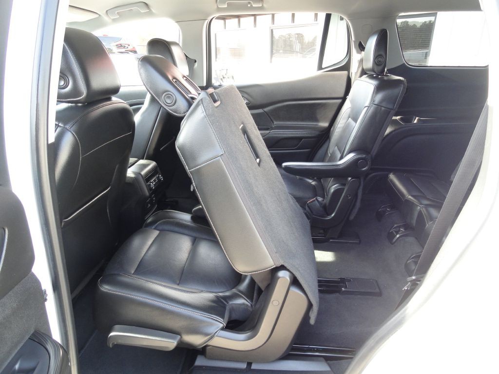 2019 GMC Acadia Image 12