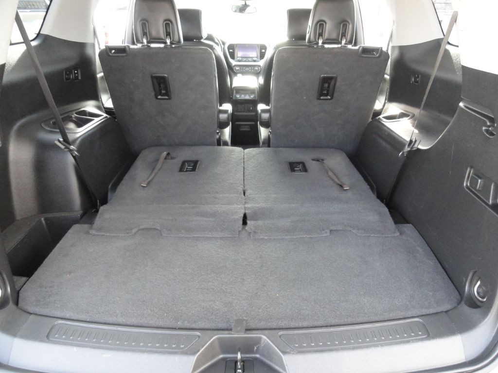 2019 GMC Acadia Image 18