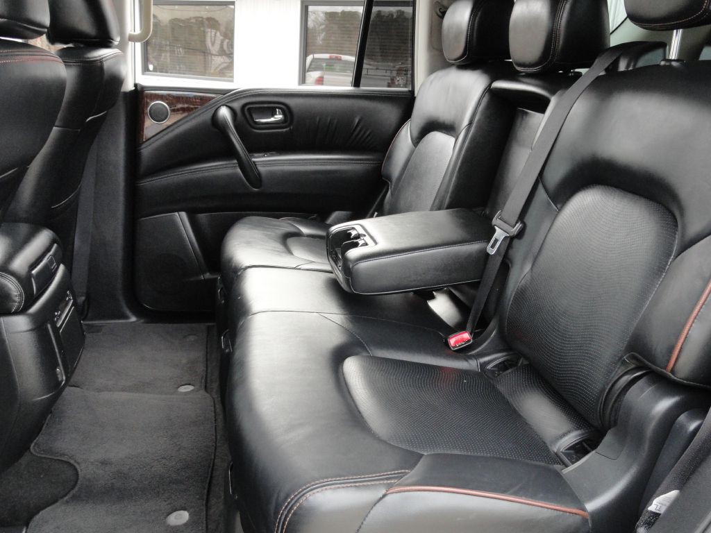 2019 Nissan Armada Image 13