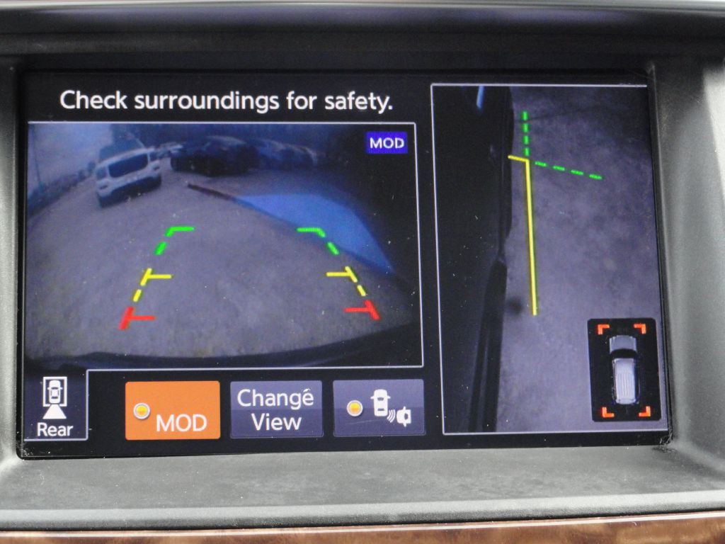 2019 Nissan Armada Image 21