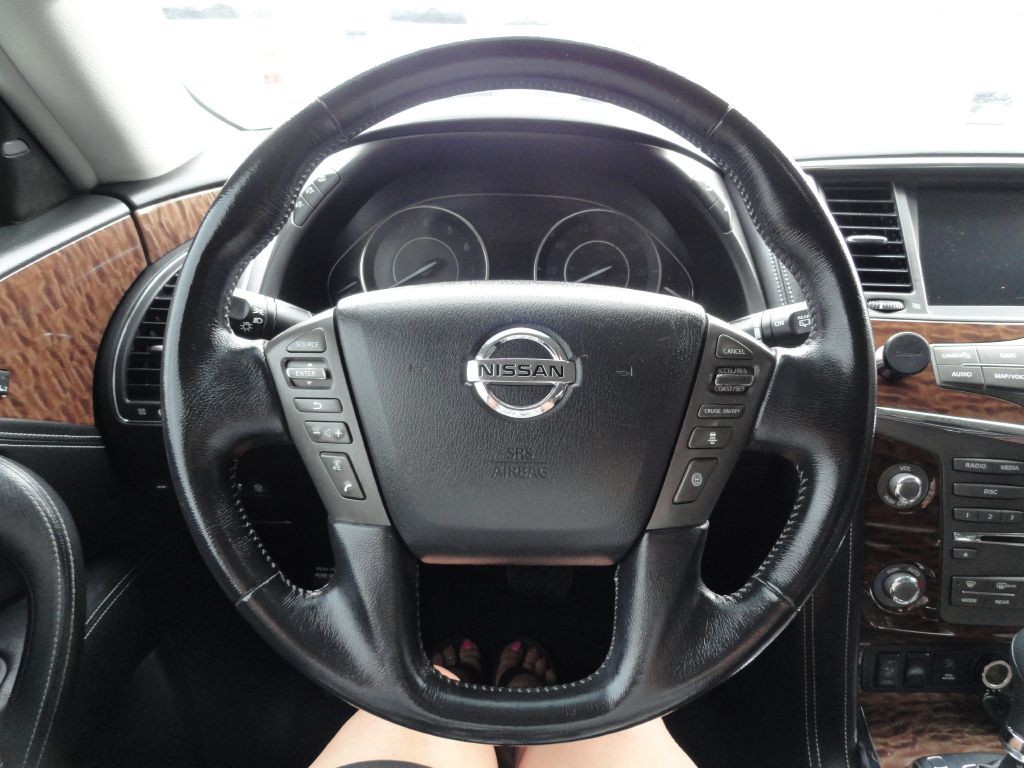 2019 Nissan Armada Image 32