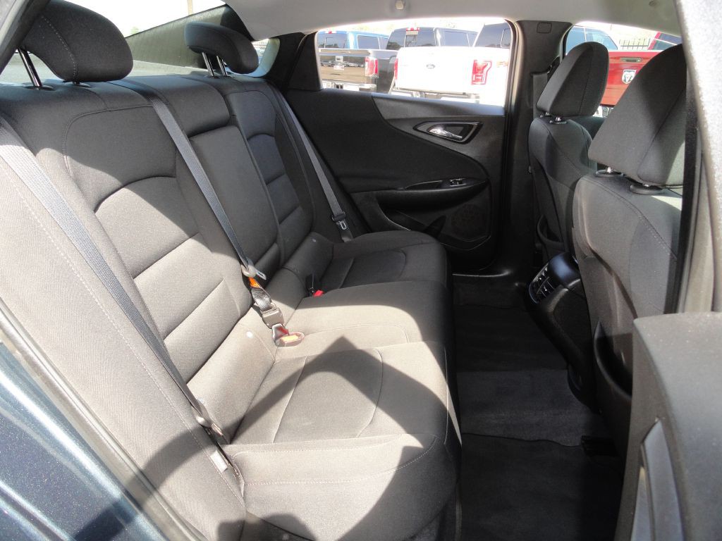2019 Chevrolet Malibu Image 7