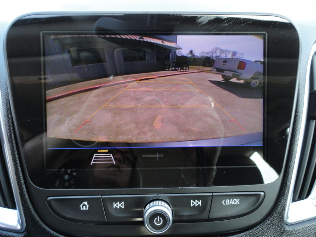 2019 Chevrolet Malibu Image 14