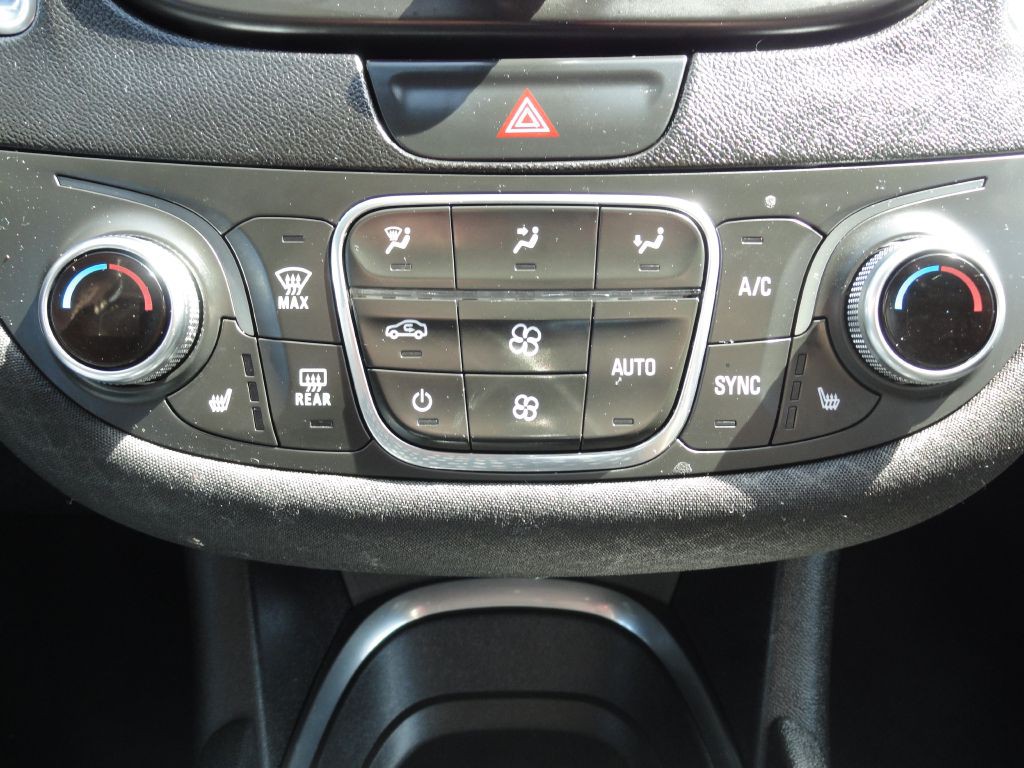 2019 Chevrolet Malibu Image 16