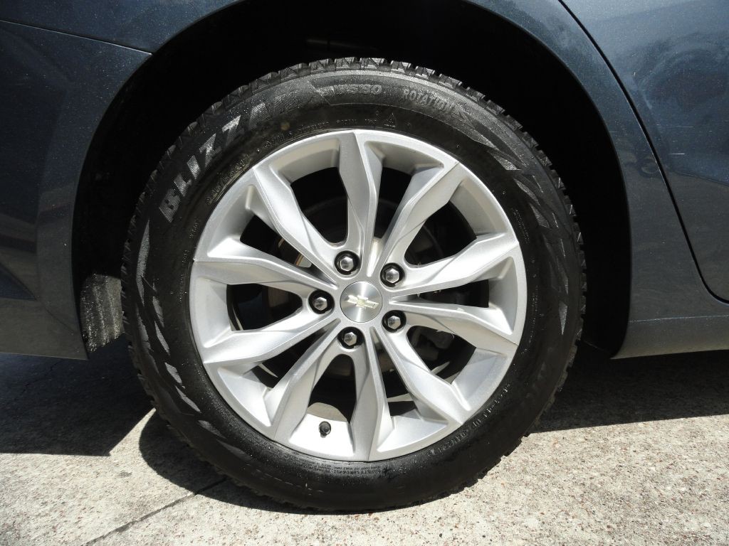 2019 Chevrolet Malibu Image 25