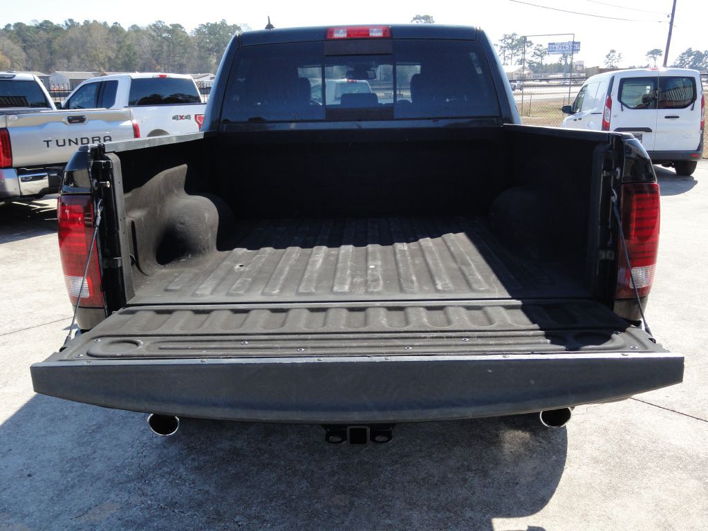 2017 RAM 1500 Image 6