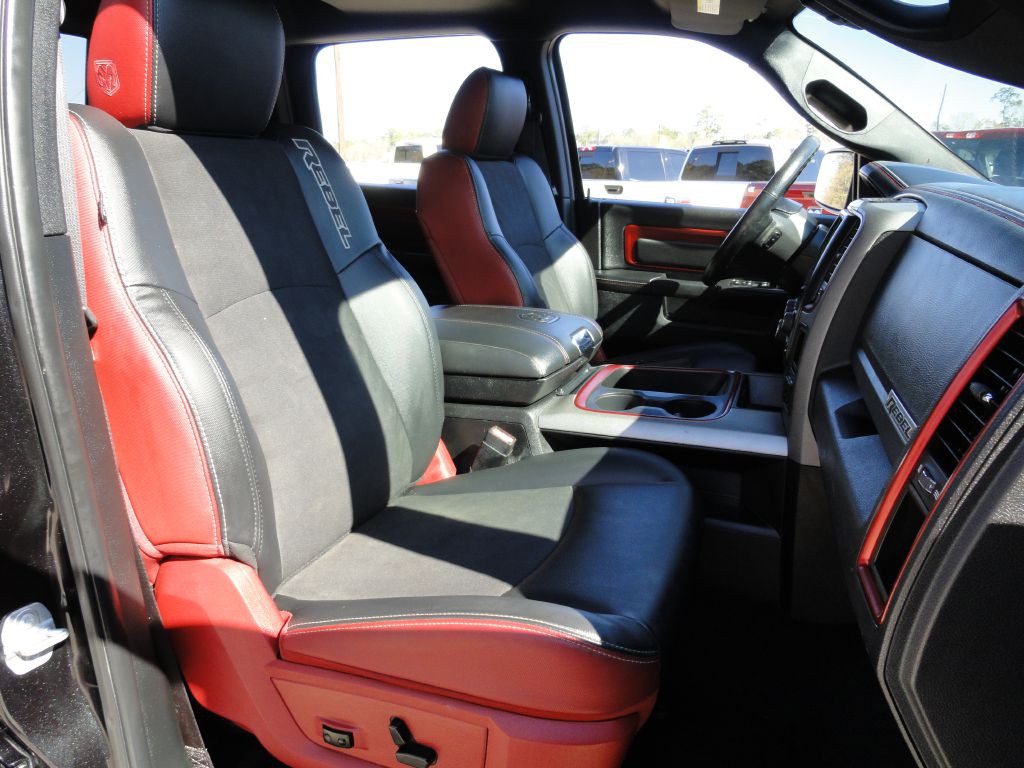 2017 RAM 1500 Image 12