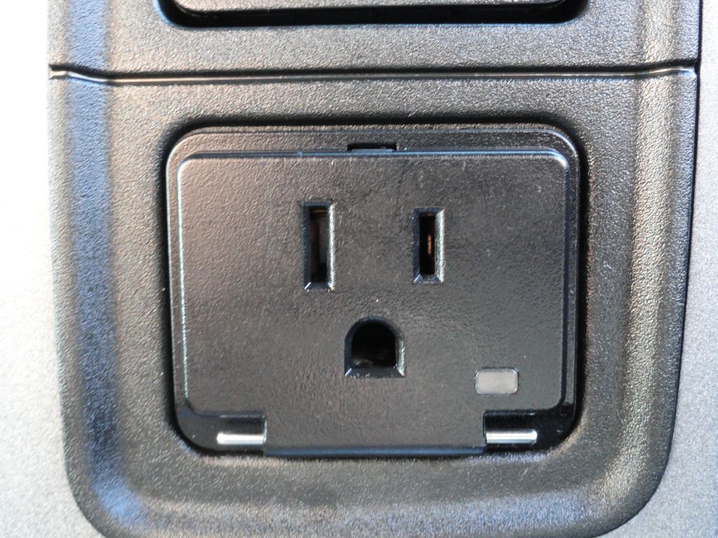 2017 RAM 1500 Image 19