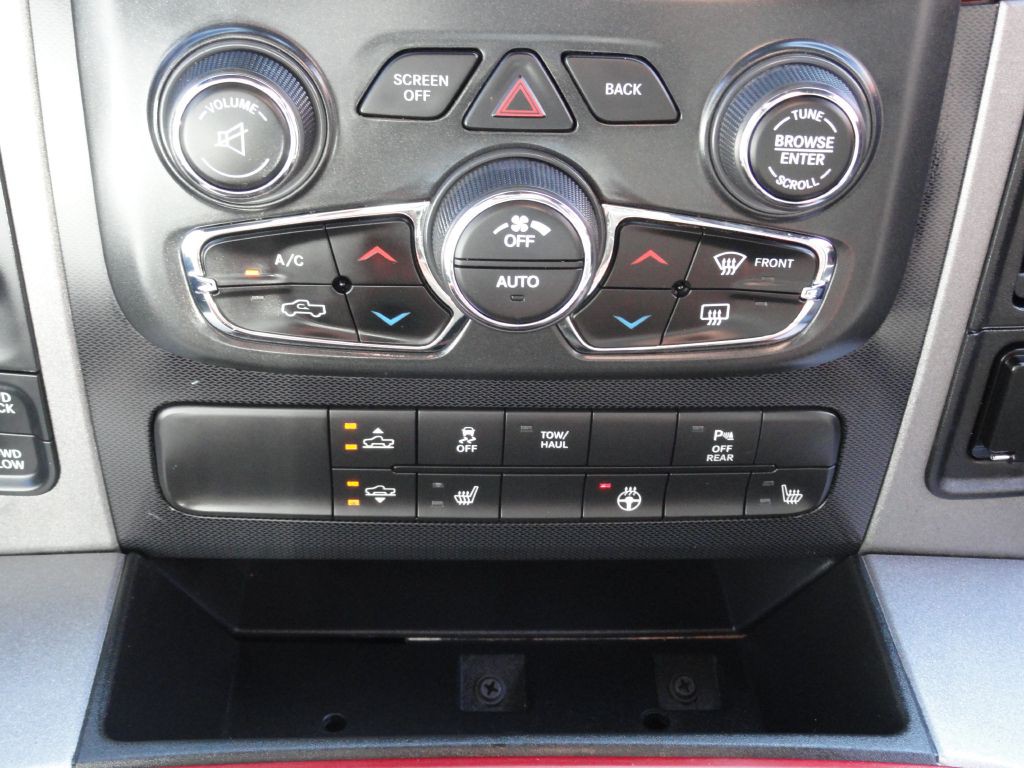 2017 RAM 1500 Image 29