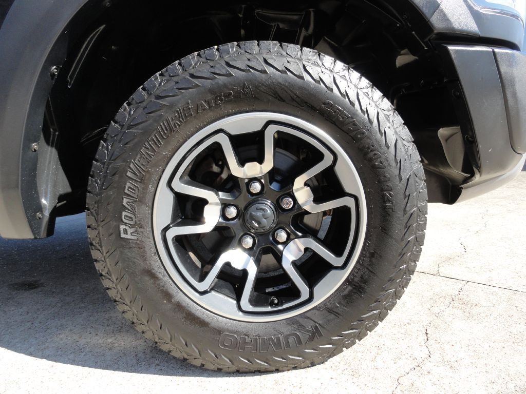 2017 RAM 1500 Image 38