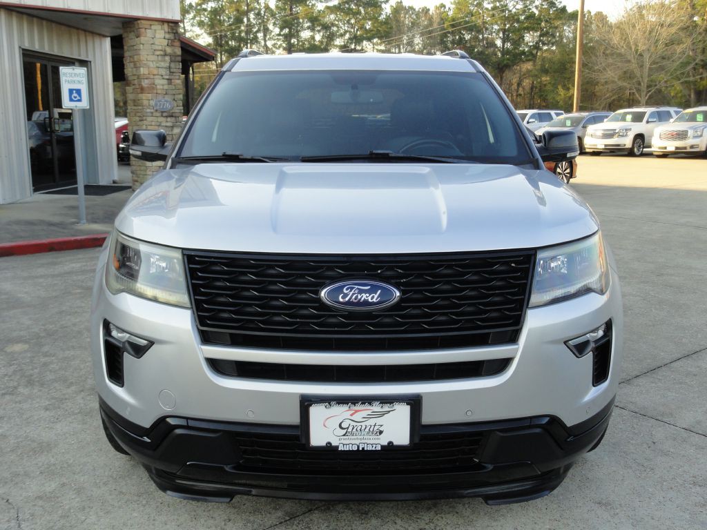 2019 Ford Explorer Image 2