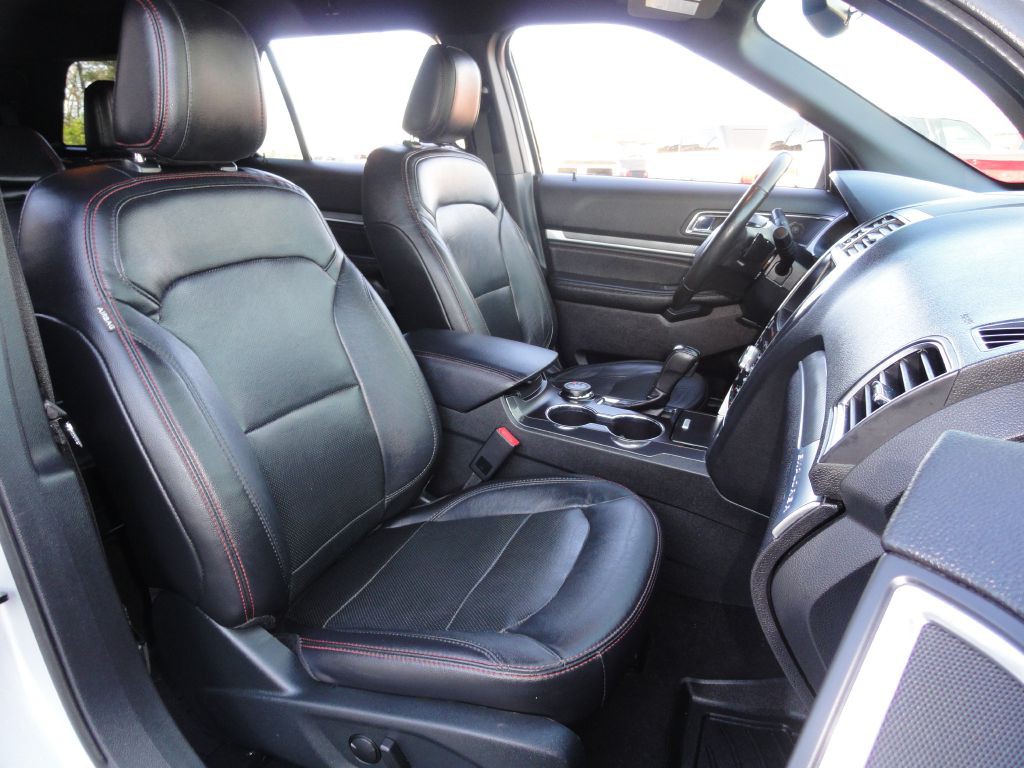 2019 Ford Explorer Image 7