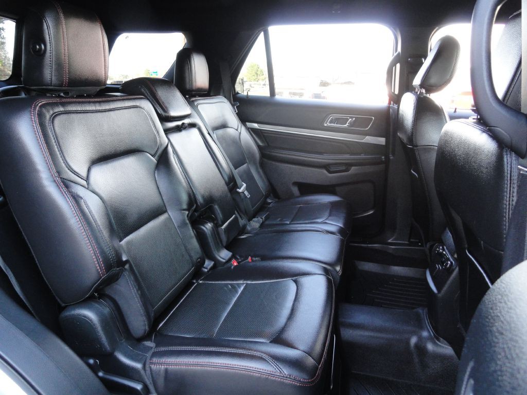 2019 Ford Explorer Image 8