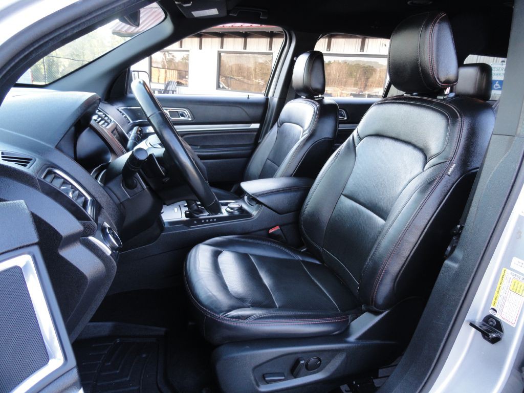 2019 Ford Explorer Image 11