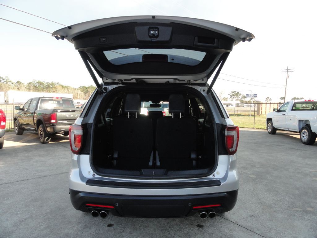 2019 Ford Explorer Image 14