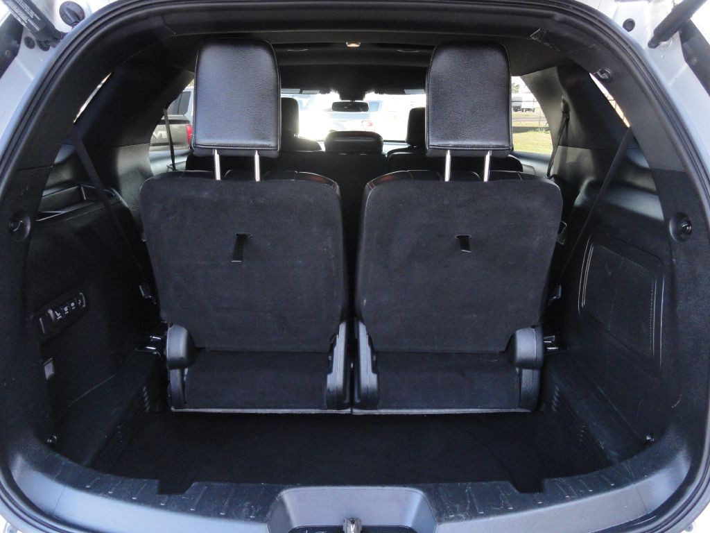2019 Ford Explorer Image 15