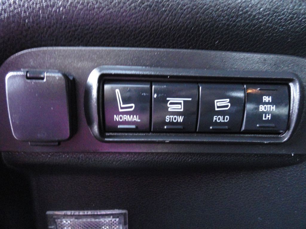 2019 Ford Explorer Image 19