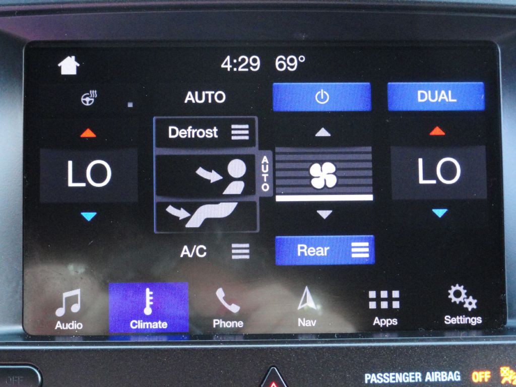 2019 Ford Explorer Image 24