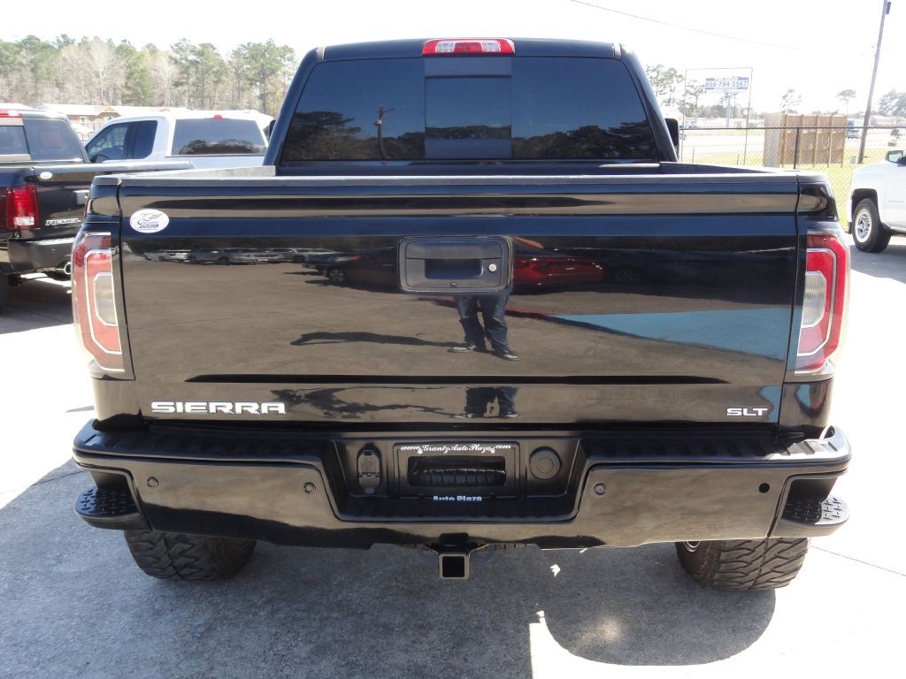 2017 GMC Sierra Image 4