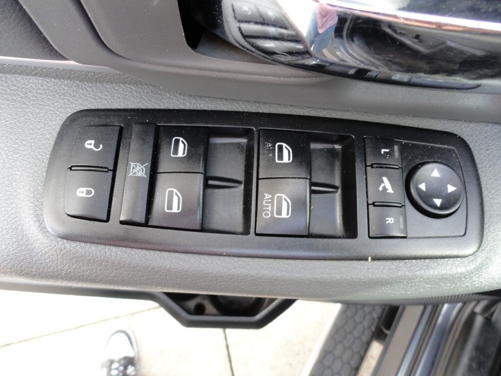 2014 RAM 1500 Image 21