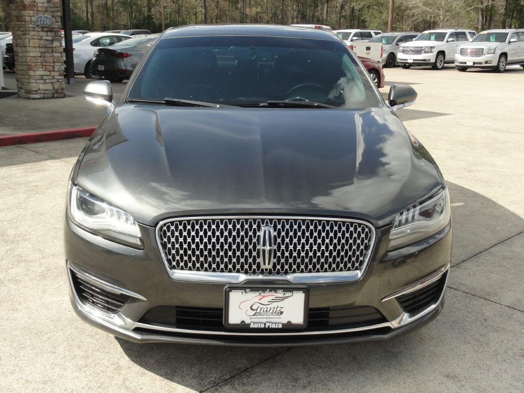 2018 Lincoln MKZ Image 2