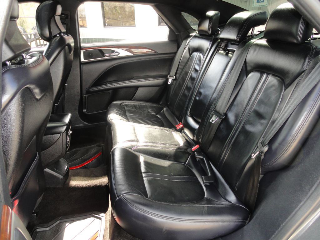 2018 Lincoln MKZ Image 9