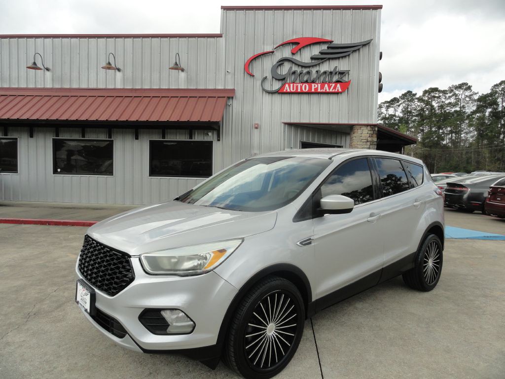 2017 Ford Escape Image 1