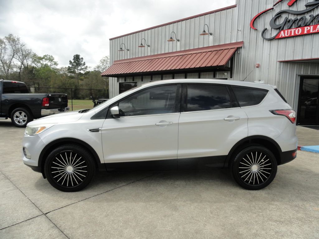 2017 Ford Escape Image 3