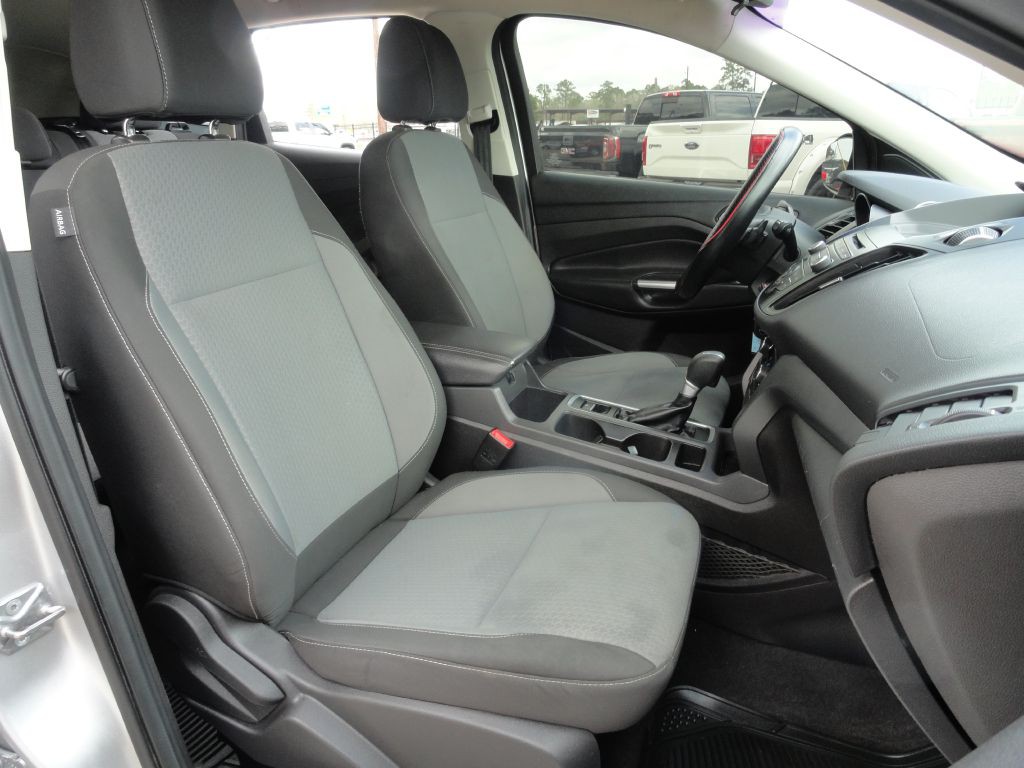 2017 Ford Escape Image 8