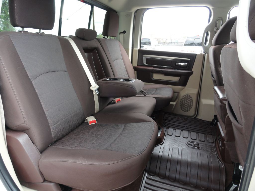 2015 RAM 1500 Image 7