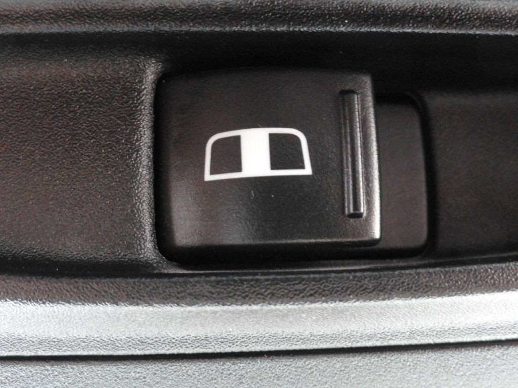 2015 RAM 1500 Image 20