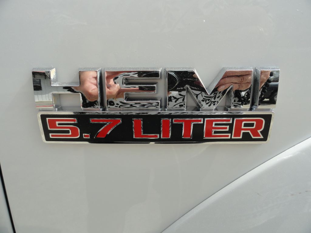 2015 RAM 1500 Image 30