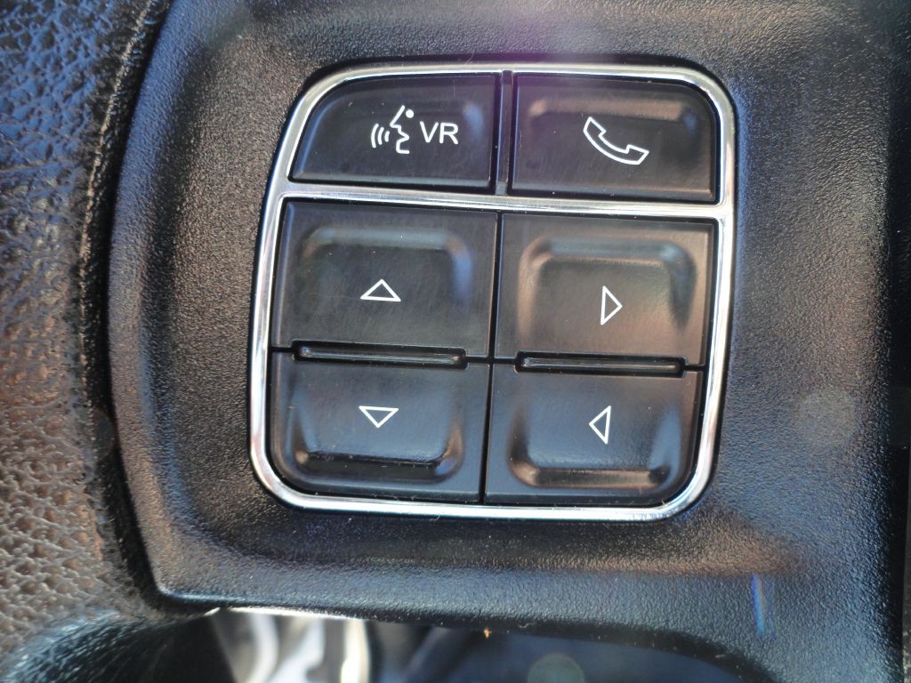 2016 RAM 3500 Image 15