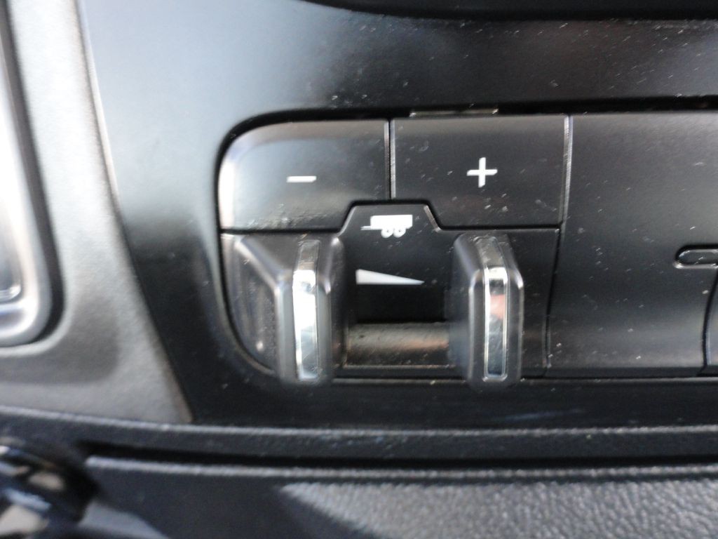 2016 RAM 3500 Image 17