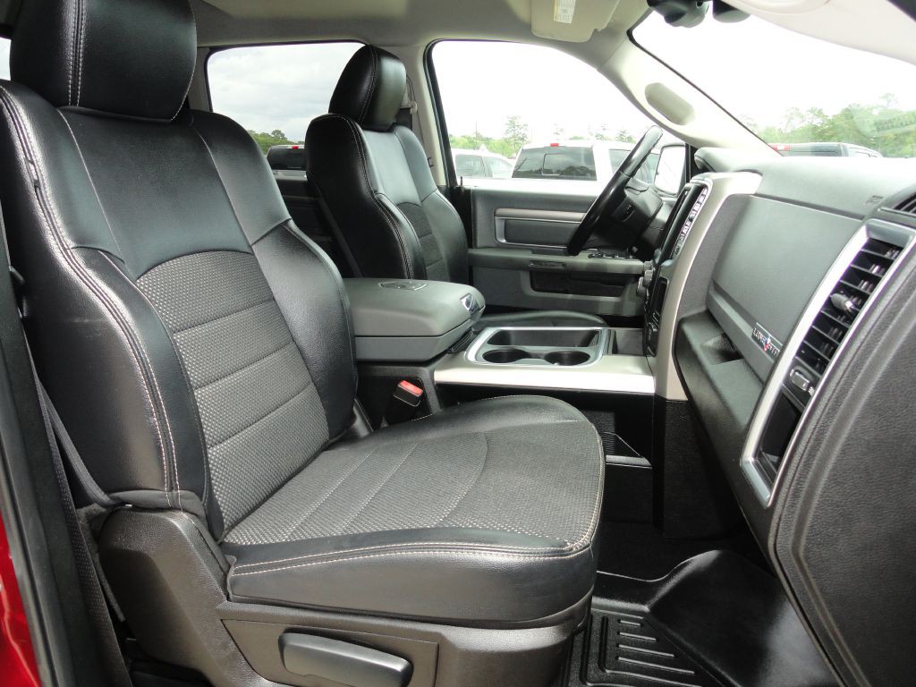 2019 RAM 1500 Image 8
