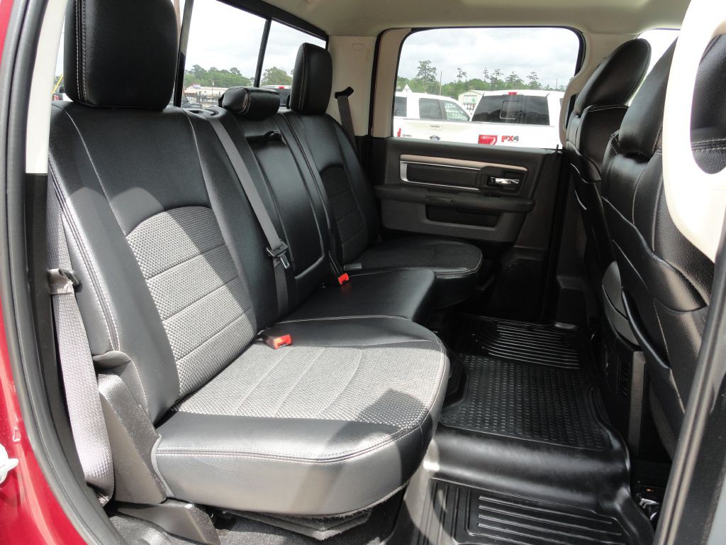 2019 RAM 1500 Image 9
