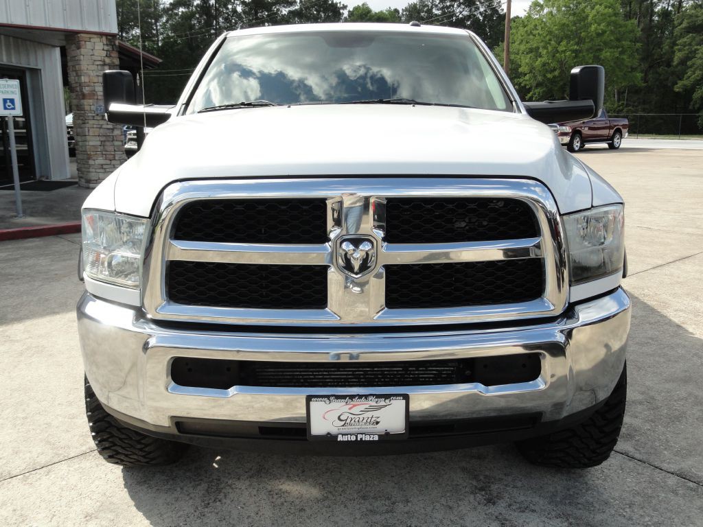 2016 RAM 2500 Image 2