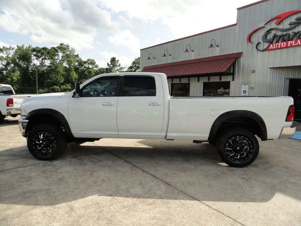 2016 RAM 2500 Image 3