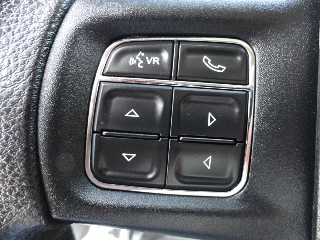 2016 RAM 2500 Image 18