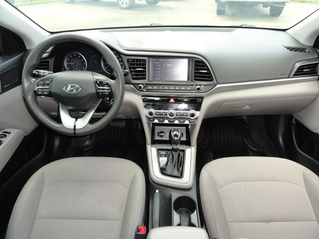 2020 Hyundai Elantra Image 6