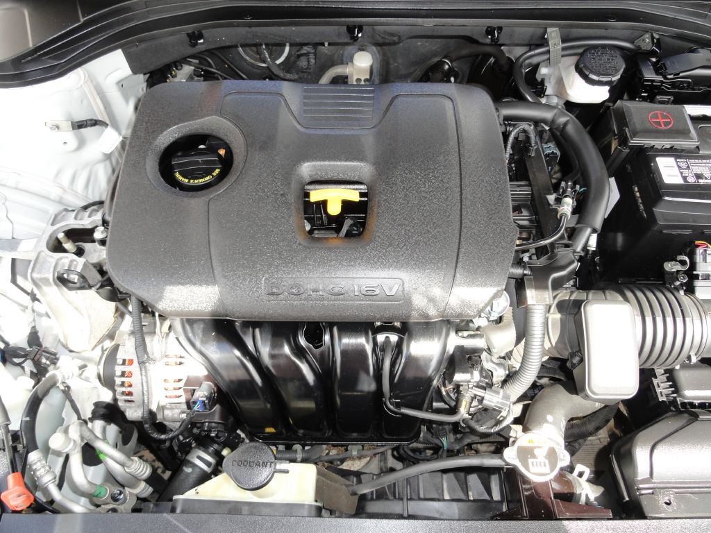 2020 Hyundai Elantra Image 21