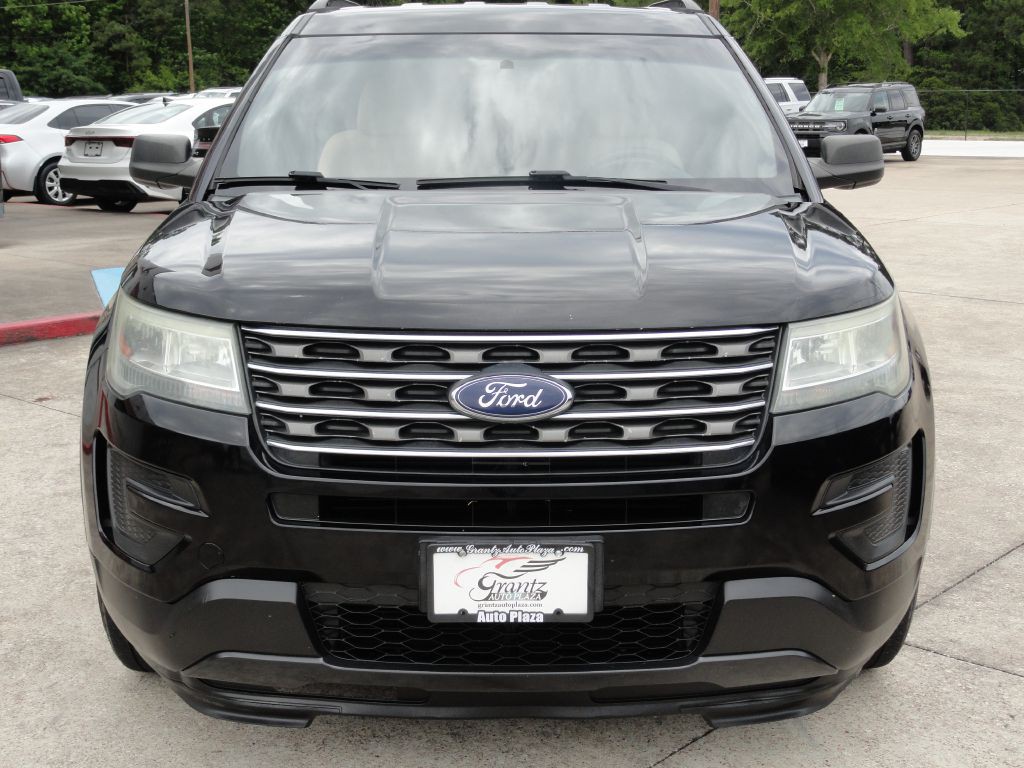 2016 Ford Explorer Image 2